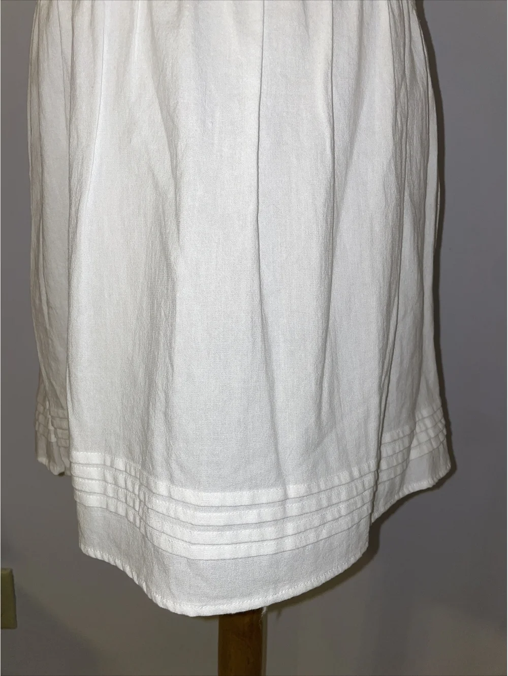 Alter’d State sz S off white sleeveless shift dress lace high neckline